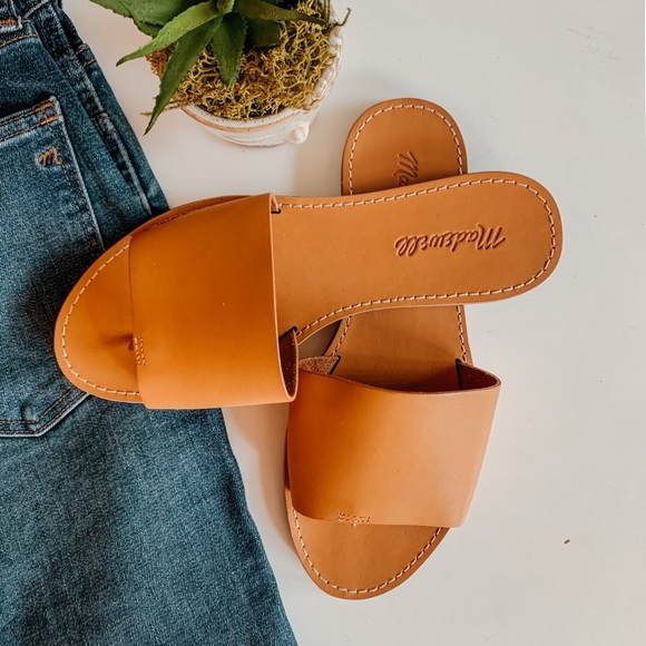 Madewell Shoes - Madewell Slide Sandals in Camel Leather, Size 8